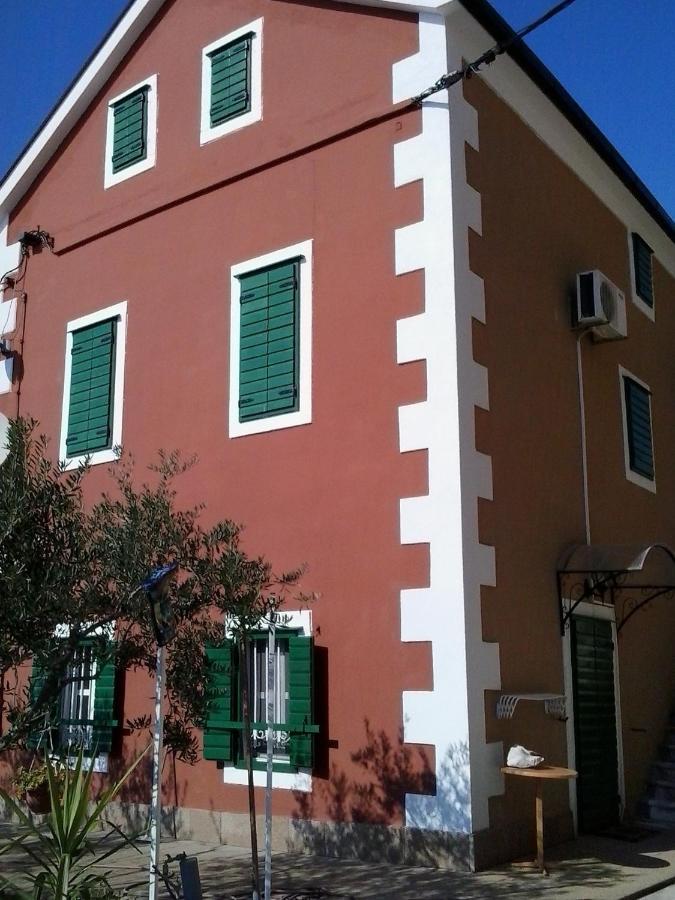 Apartments By The Sea Blace, Neretva Delta - Usce Neretve - 16068 Dış mekan fotoğraf